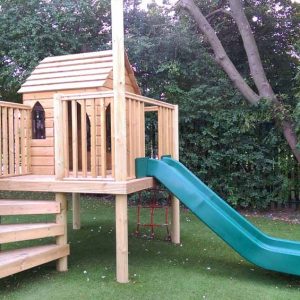 Treehouse With Slide - Setter Play