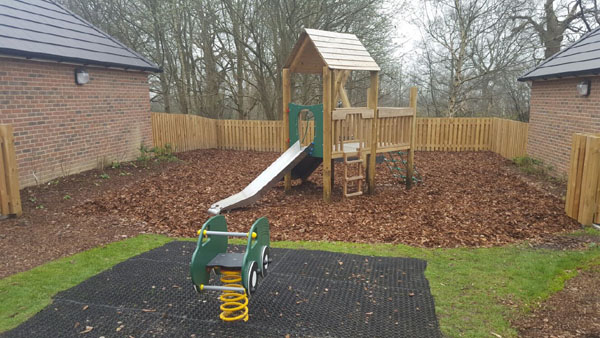 Timber climbing frame